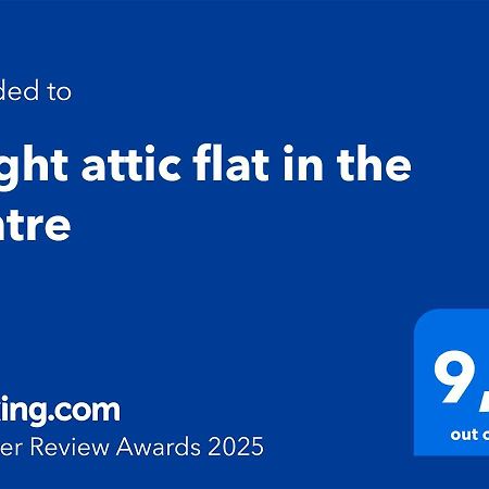 Апартаменты Bright Attic Flat In The Centre Рига Экстерьер фото